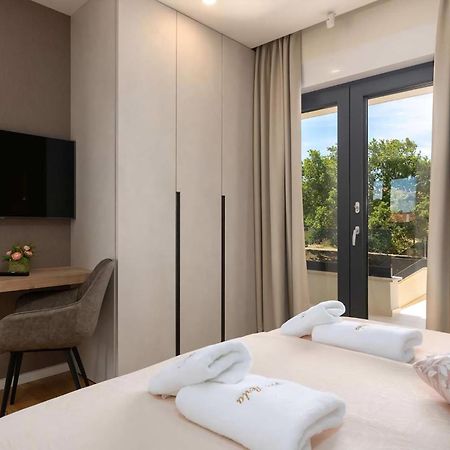 Luxurioese Villa Perla Mit Pool Und Jacuzzi Poreč Eksteriør bilde
