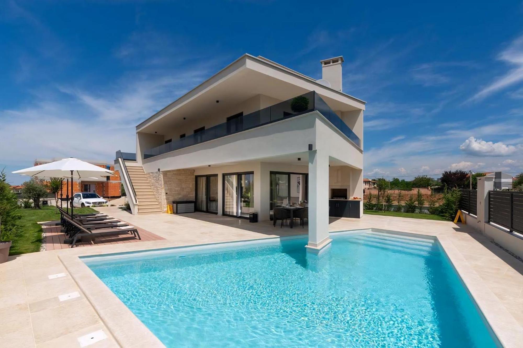 Luxurioese Villa Perla Mit Pool Und Jacuzzi Poreč Eksteriør bilde