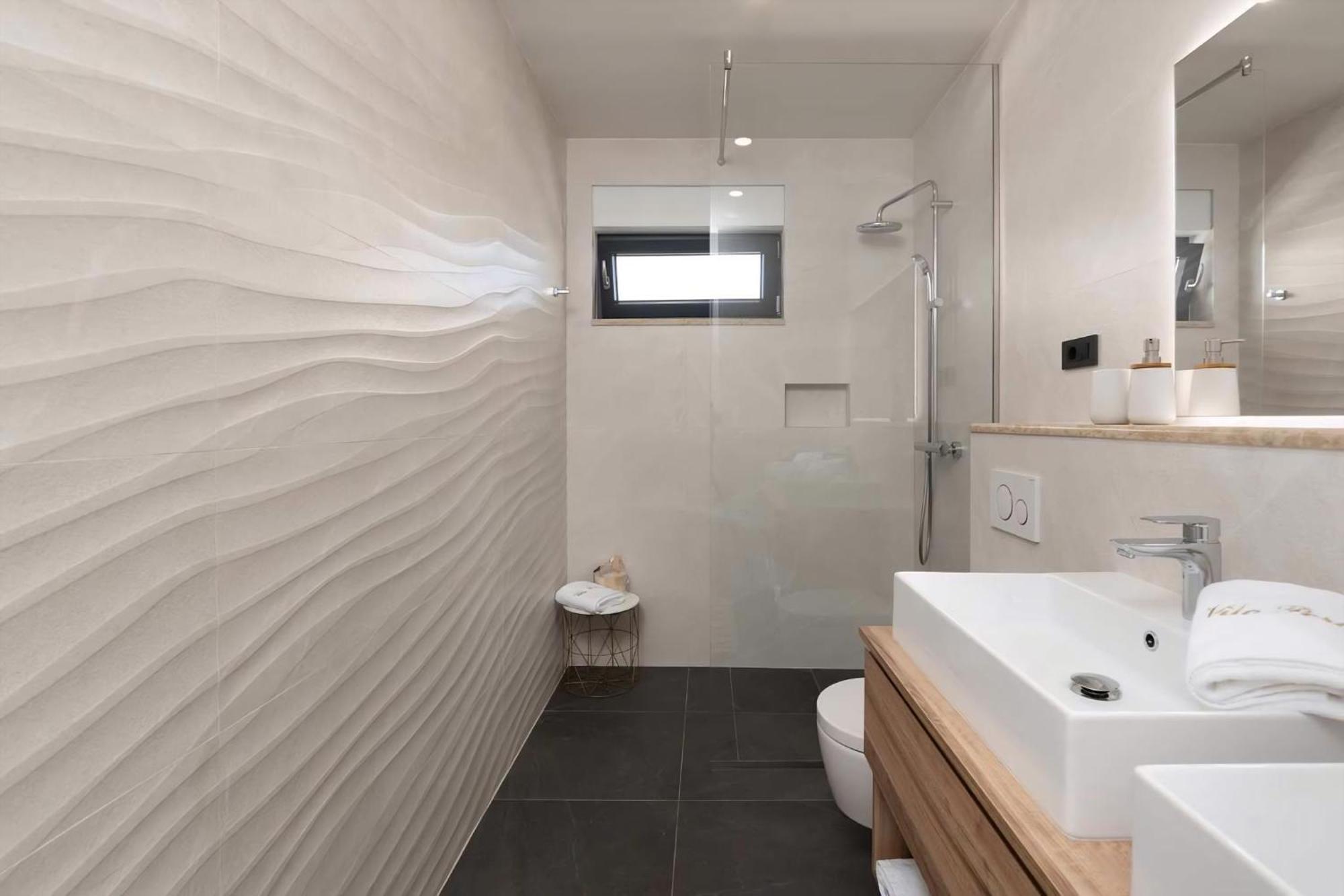 Luxurioese Villa Perla Mit Pool Und Jacuzzi Poreč Eksteriør bilde