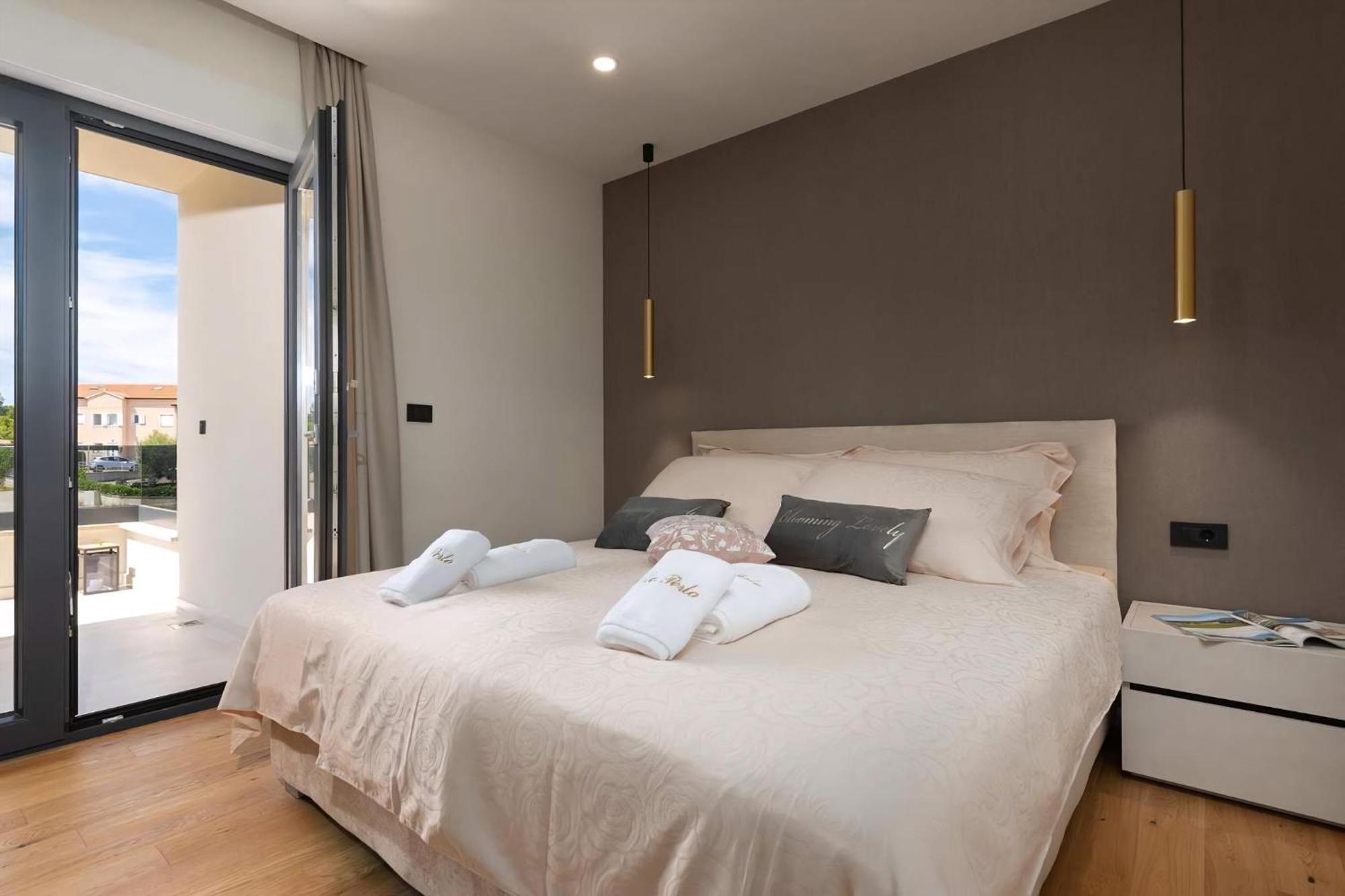 Luxurioese Villa Perla Mit Pool Und Jacuzzi Poreč Eksteriør bilde